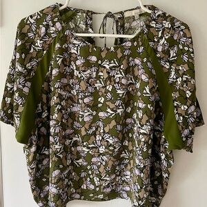 Monk & Lou Floral Blouse Green Batwing Sleeve Lightweight Top Size M